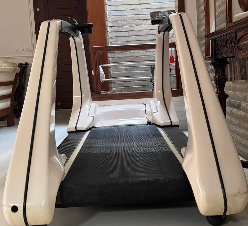 Power Jog J100 Treadmill for sale | Running machine for sale 7