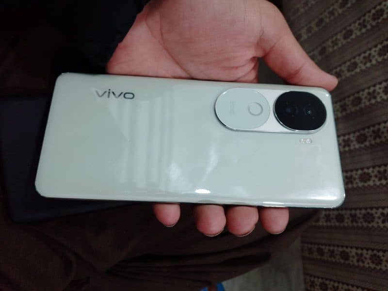 Vivo V40e 5g 0