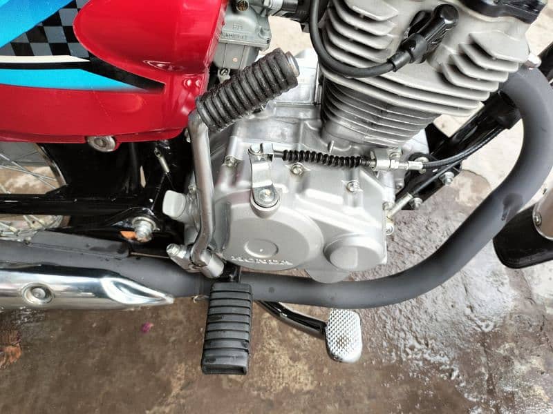 Honda 125 Applied for 7