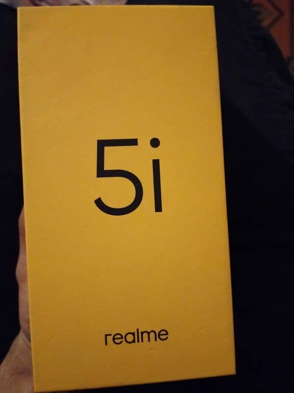 realme 5i 1