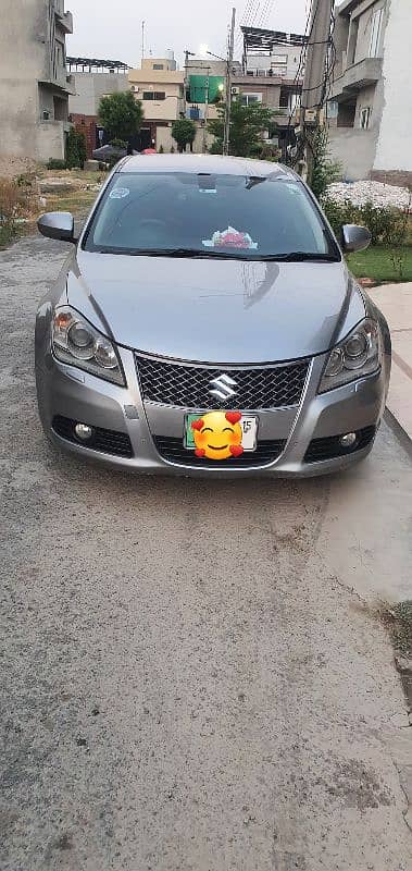 Suzuki Kizashi 2015 0