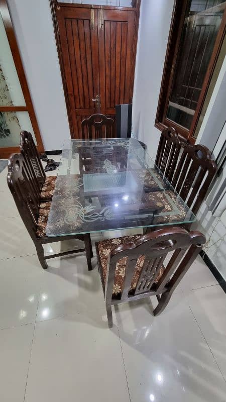 Dining table for sale 3