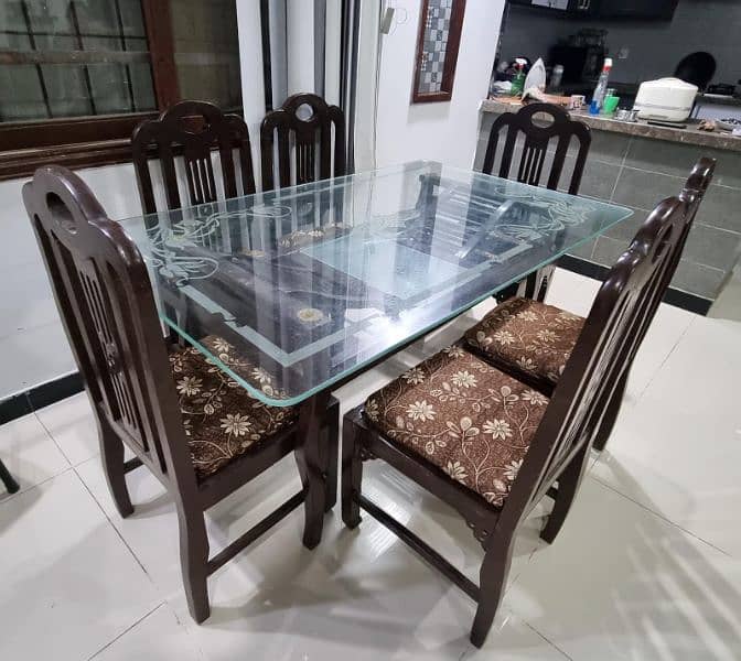 Dining table for sale 4