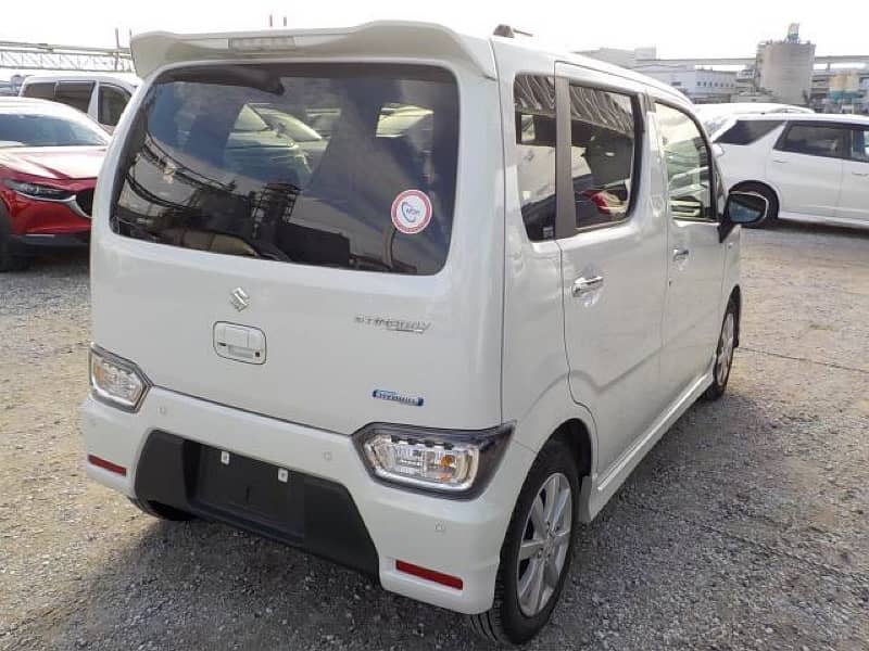 Suzuki Wagon R Stingray 2022 4