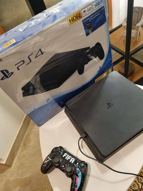 PS4 500GB Console with 1 Controller 1