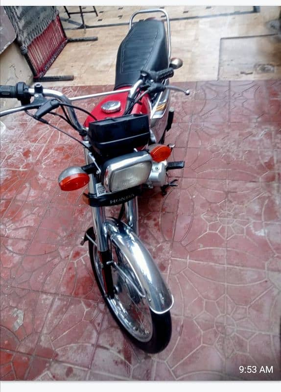 Honda 125 special edition 1