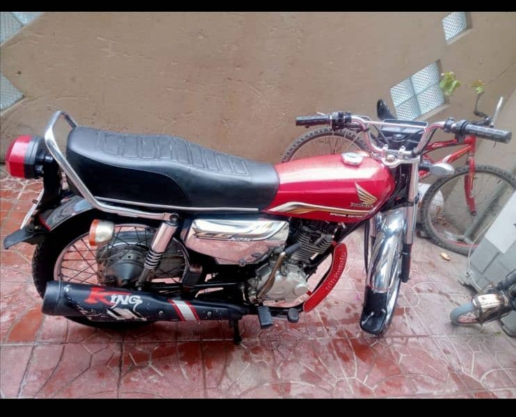 Honda 125 special edition 3