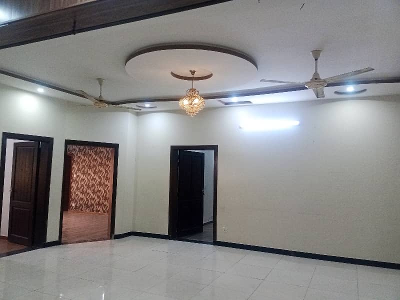 10 Marla Beautiful Upper Portion for Rent 2