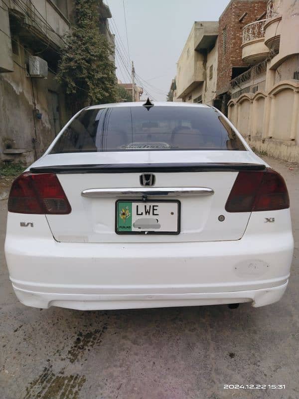 Honda Civic EXi 2005 almost genuine 3