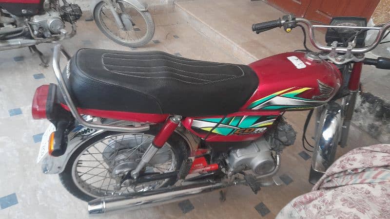 honda cd 70 in good condition 0