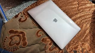 Macbook Pro 2019 (Core i9)