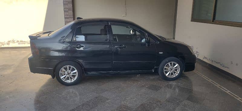 Suzuki Liana 2008 4