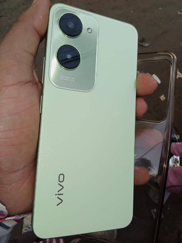 Vivo y18 4+4/128gb Box charger available Urgent 0/3/0/74558270 1