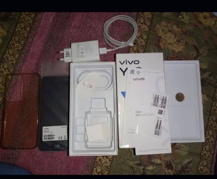 Vivo y18 4+4/128gb Box charger available Urgent 0/3/0/74558270 3