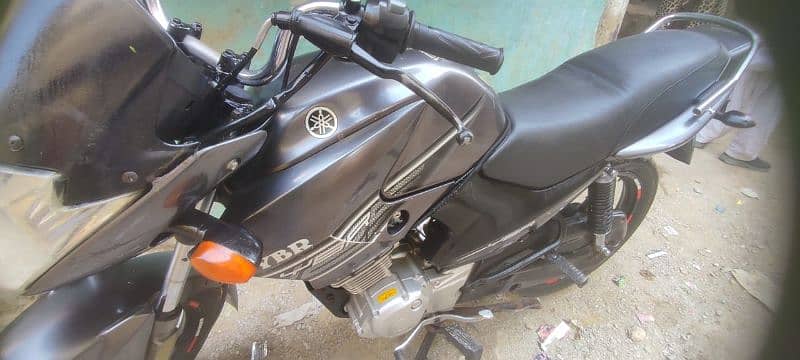 Yamaha YBR 125 Karachi regestered exellent condition 1st owner 0