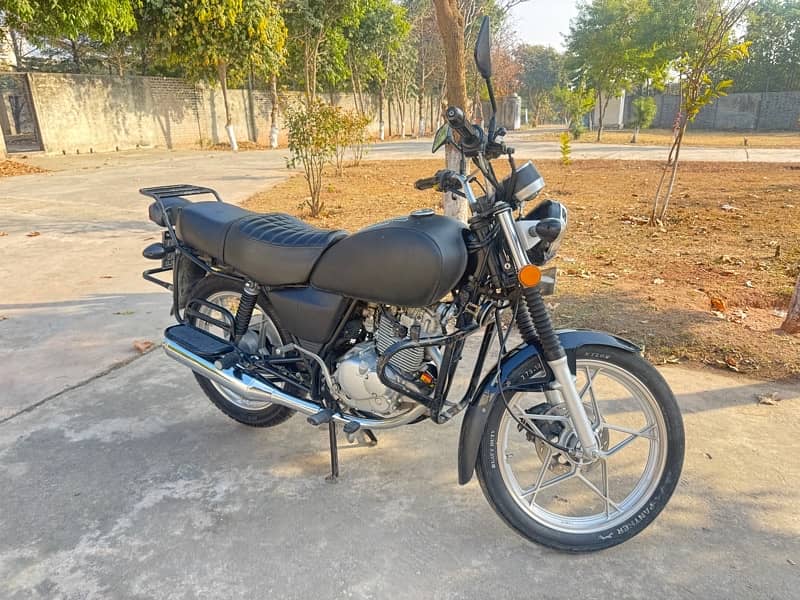 Suzuki Bike GS150 5