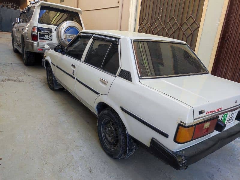 Toyota Corolla 1982 4