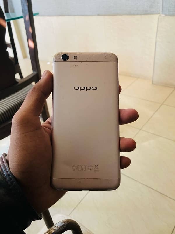 Oppo F1s condition 10/8 3