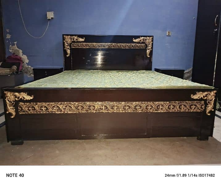 king Bed set for Sale( without mattress) 0