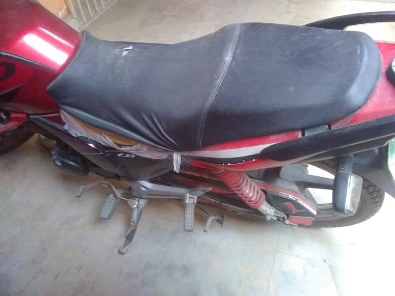 Honda cb 150 good bike best price. 2