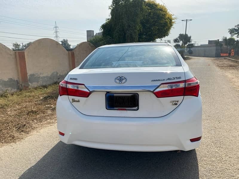 Toyota Altis Grande 2016 3