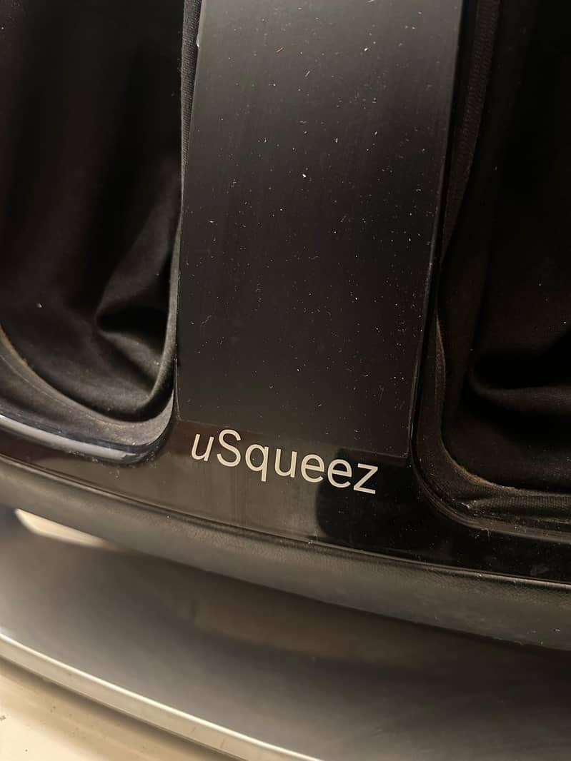 uSqueeze Calf and Foot Massager 4