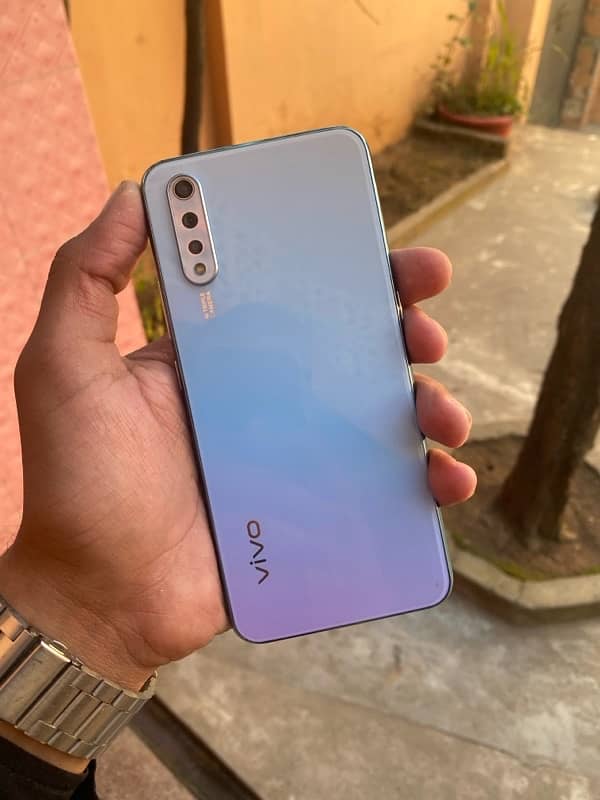 ViVO S1 4/128 0