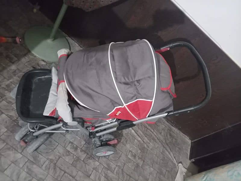 Baby Pram in fresh condition 1