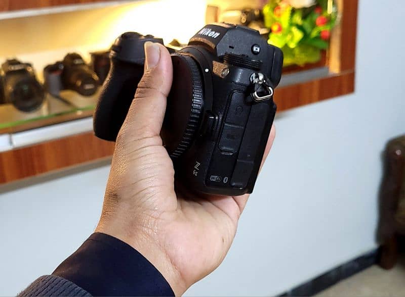 Nikon Z6 ii (10/10) Full-Frame Professional Body 1