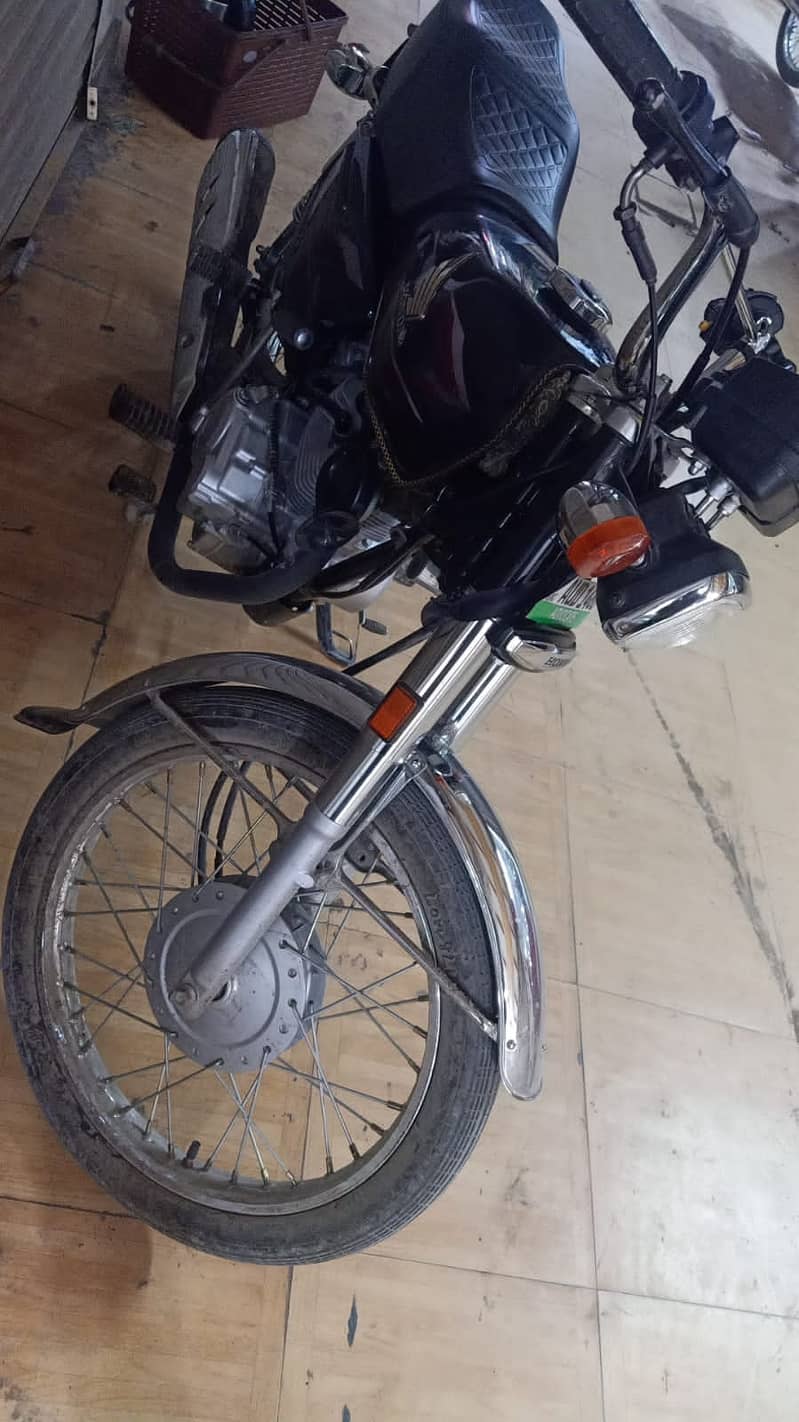 Honda CG 125 2024 for sale on cash 3