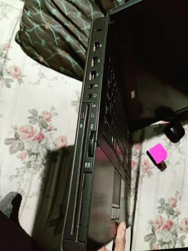 Dell Precision i7 4th Gen with 2 GB Graphic card 3