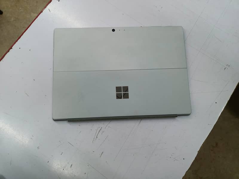 Surface Pro5 1796 i7 7th Generation/ Pro5 1796 i7 7th Generation 1