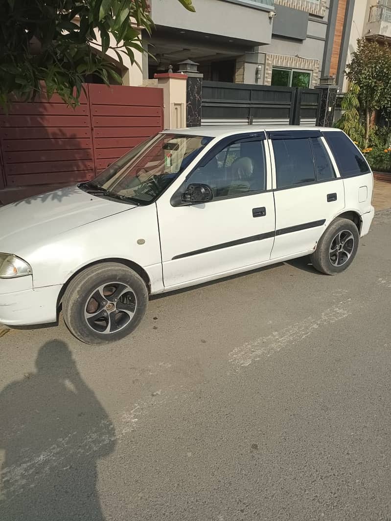 Suzuki Cultus VXR 2011/12 4