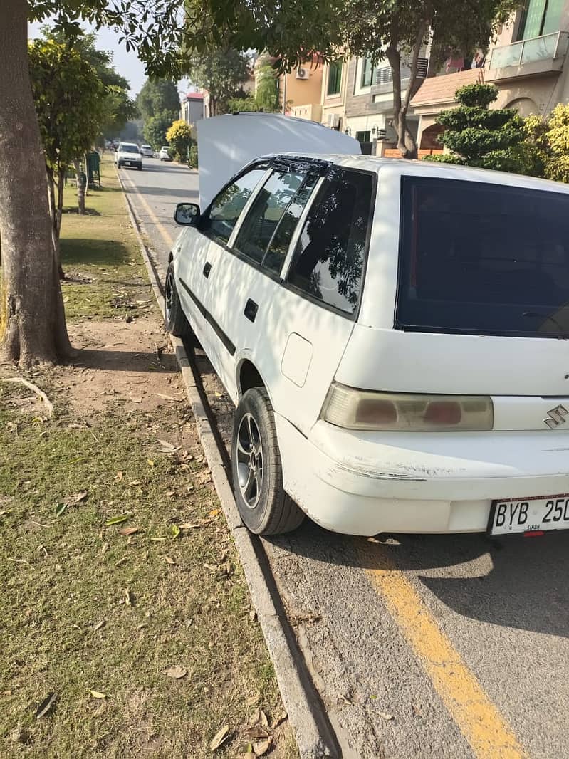 Suzuki Cultus VXR 2011/12 5