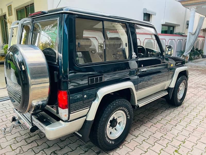 Toyota Prado 1995 4