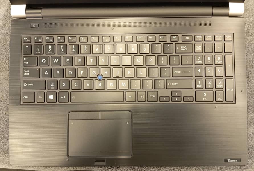 Toshiba i5 7th 3