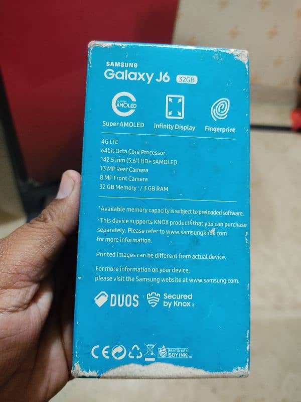 SAMSUNG GALAXY J6. full box. 03/32GB 12