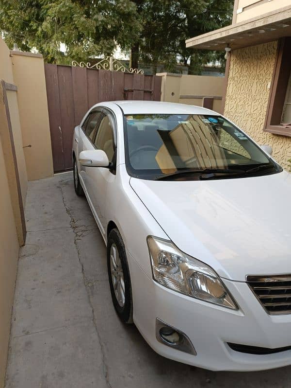 Toyota Premio 2010 model registered 2013 Perl White color 1