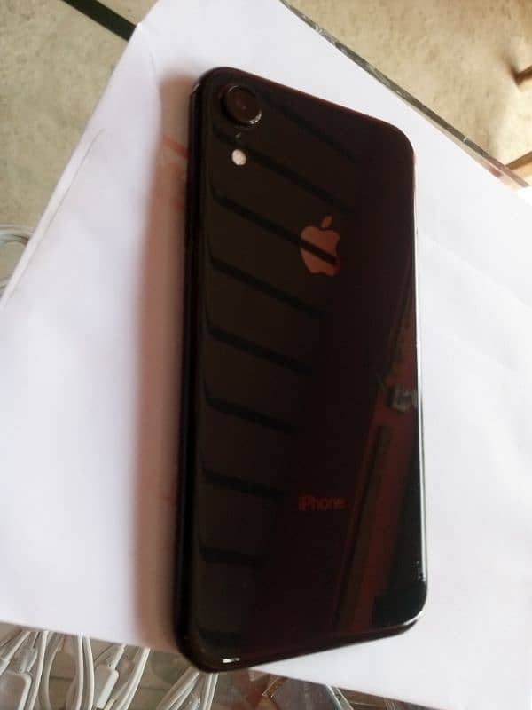 iPhone xr 64gb 93%health jv fresh mobile for sale 03401833393 0