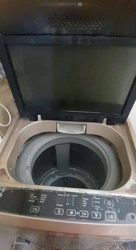 Automatic Topload Washing Machine. Non Repair 2