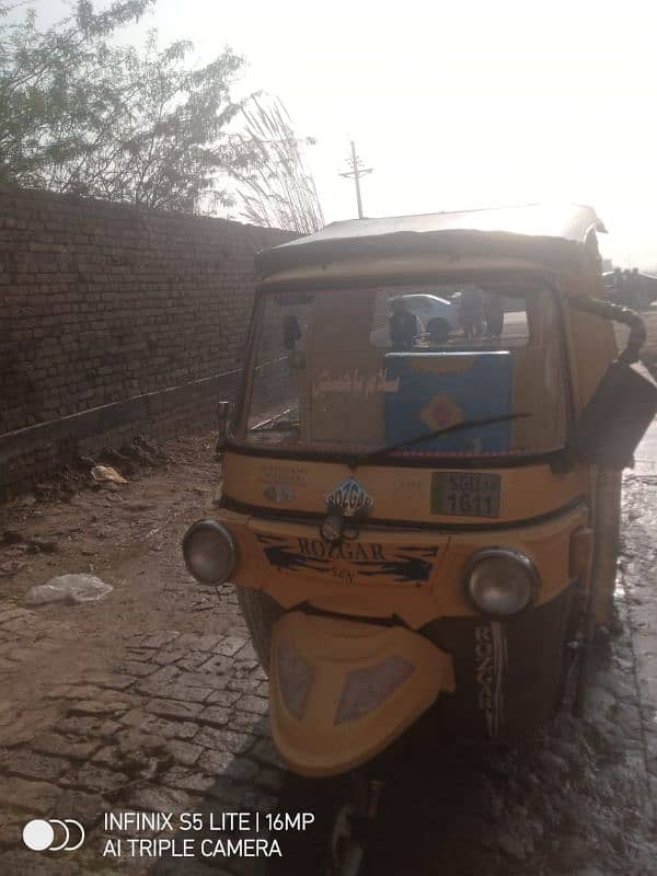 Rozgar loader rickshaw all ok hai 8