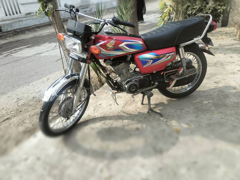 Honda CG 125 2022 4