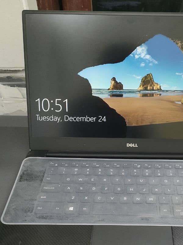 Laptop Dell XPS 9560 - 15.6'' 4K Borderless Display, i7, 16GB RAM. 1