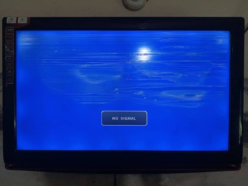 TCL Nobal LCD Tv far sale urgent 3