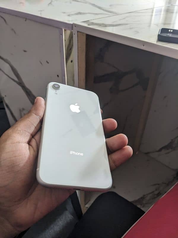 IPHONE XR ( JV ) 2