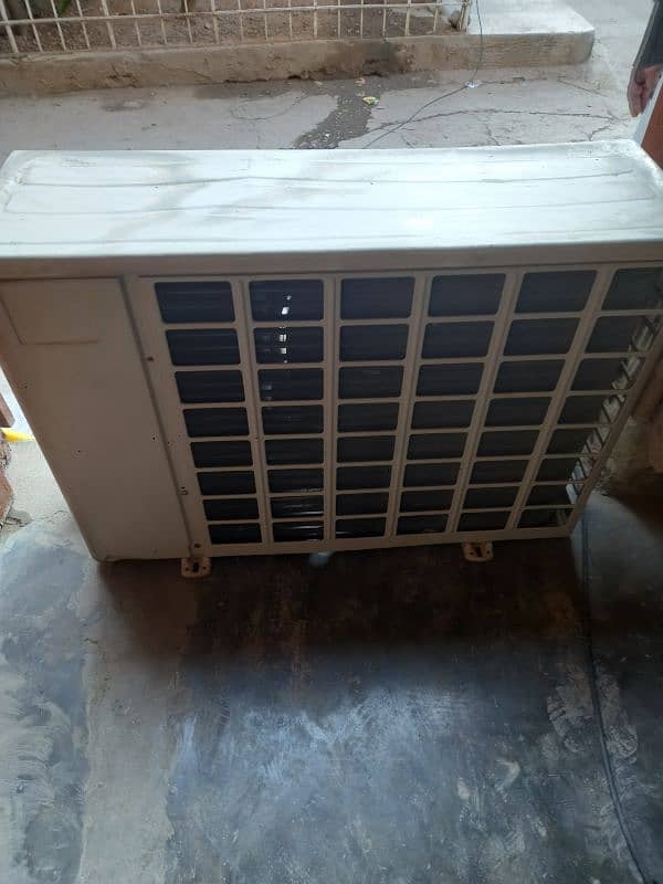 Mitsubishi AC In Good Condition 4