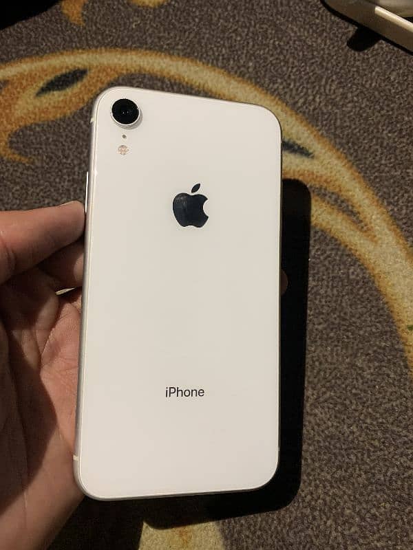 iphone XR 3