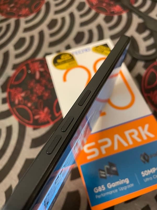 Tecno Spark 20 | 256GB | Under Warranty | Complete Box 5