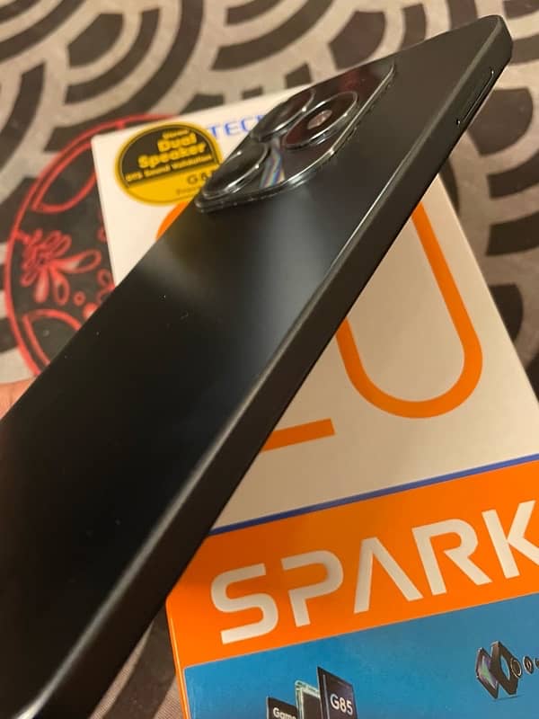 Tecno Spark 20 | 256GB | Under Warranty | Complete Box 8