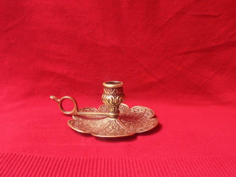 VINTAGE BRASS CANDLESTICK 5